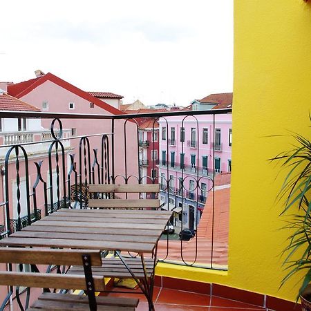 Lisbon Sloped Ceiling Apartment Екстериор снимка